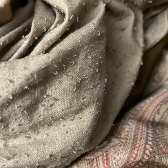 Soft knitted light brown jumper - Picture 2 of 2